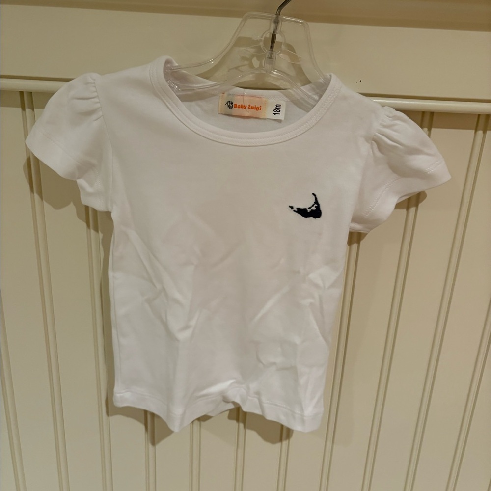 White Short Sleeve Tee with embroidered Nantucket island